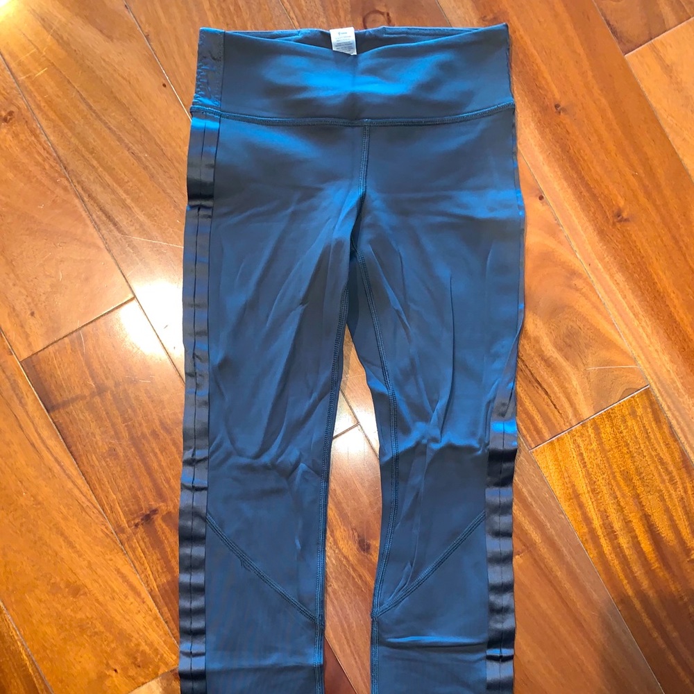 Girls Ivivva leggings